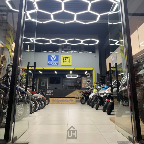 https://www.unihome.mg/wp-content/uploads/2025/04/Auto-import-UH-2.jpg