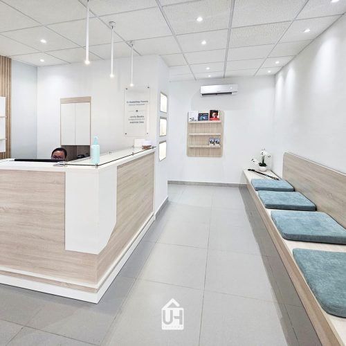 https://www.unihome.mg/wp-content/uploads/2025/04/Realisations-Unihome-Cabinet-medical-1.jpg