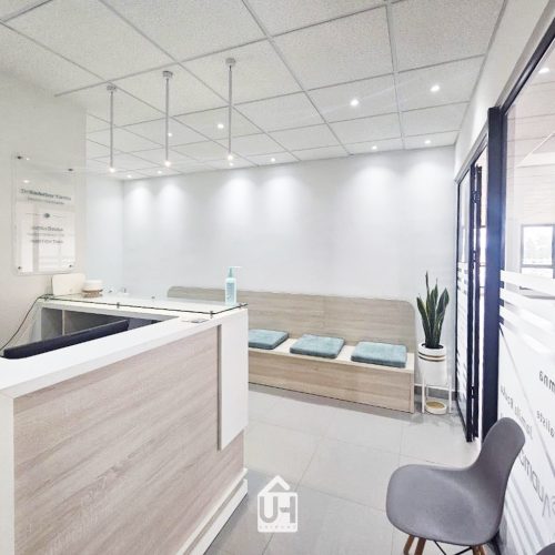 https://www.unihome.mg/wp-content/uploads/2025/04/Realisations-Unihome-Cabinet-medical-2.jpg