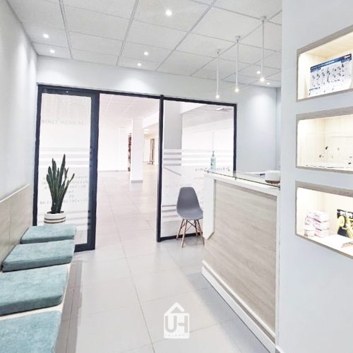 https://www.unihome.mg/wp-content/uploads/2025/04/Realisations-Unihome-Cabinet-medical-4.jpg
